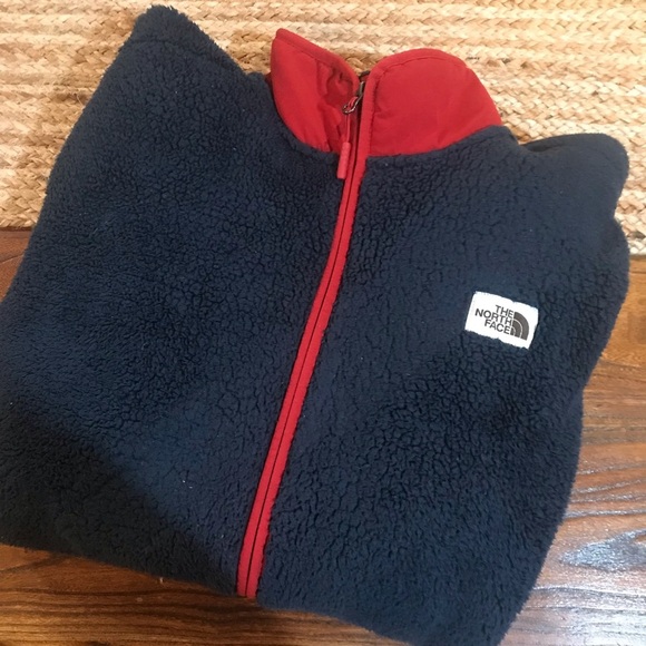 ▪️The North Face Campshire Sherpa Jacket - Picture 2 of 12